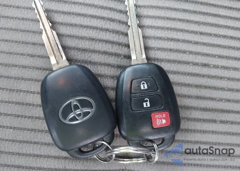 2015 Toyota Rav4 Xle из США, поврежденный, VIN 2T3RFREV6FW307269